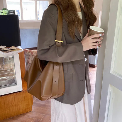 SoftShell Day Hand Bag