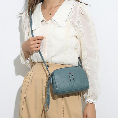 ClutchEase Faux Purse – Compact & Convertible Carry