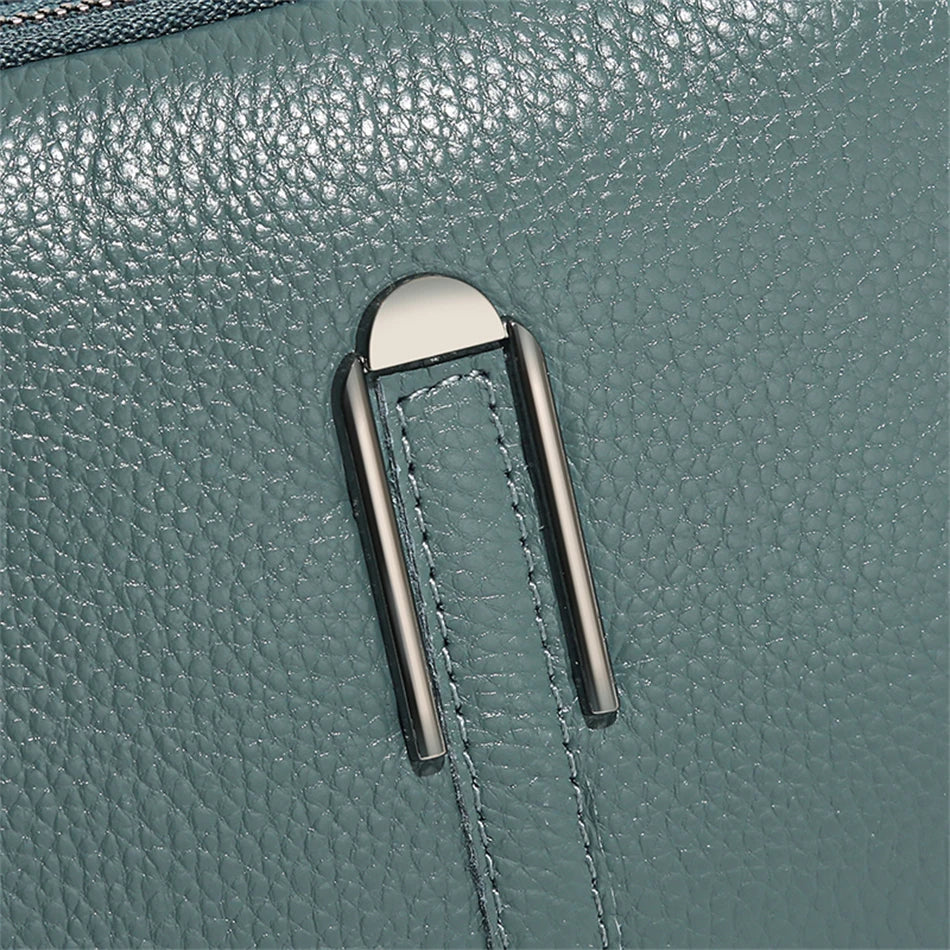 ClutchEase Faux Purse – Compact & Convertible Carry