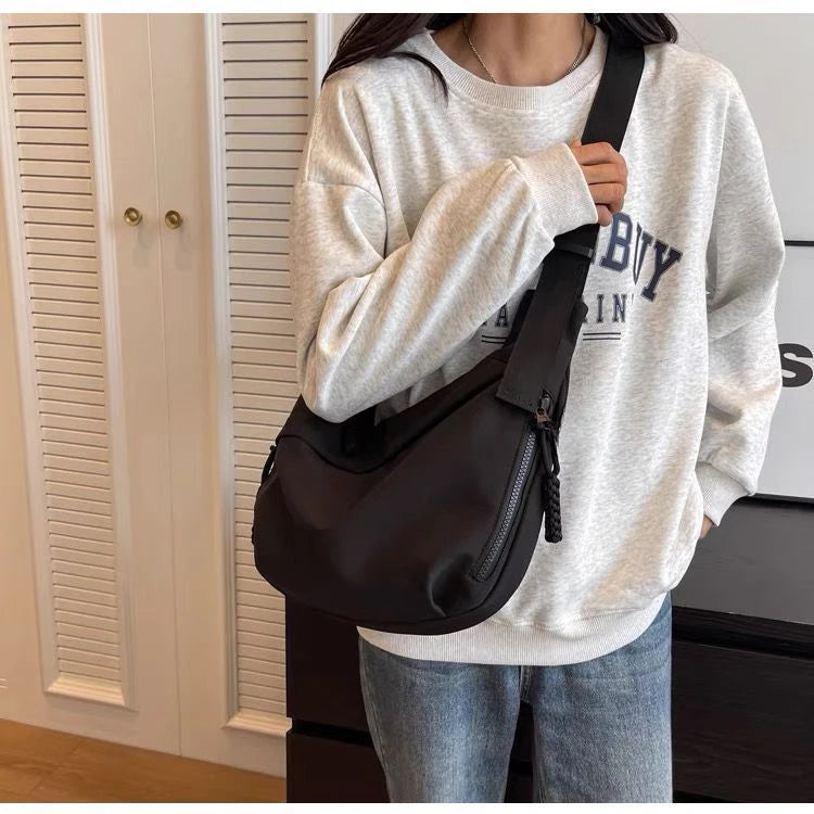 FeatherLite Hand Bag
