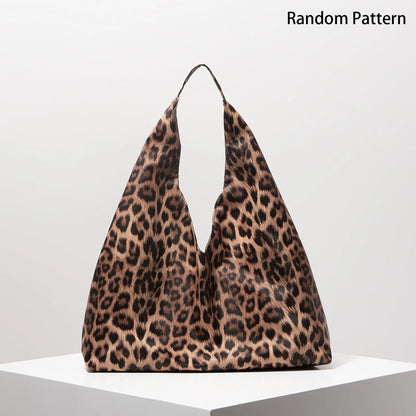 Woven Chic Slouch Hand Bag