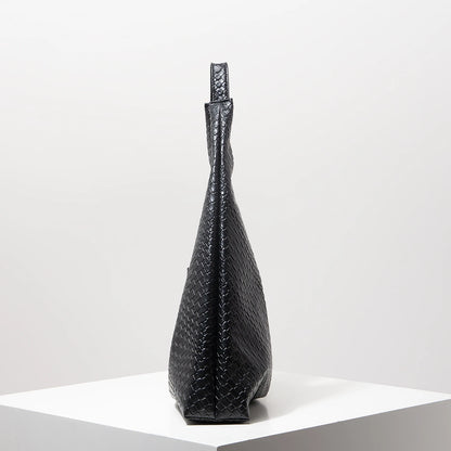 Woven Chic Slouch Hand Bag