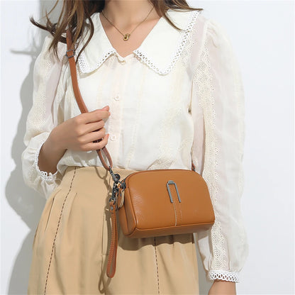 ClutchEase Faux Purse – Compact & Convertible Carry