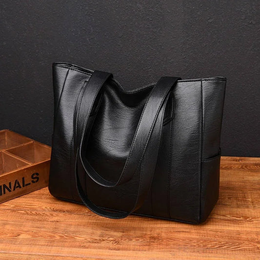 Grande Luxe Hand Bag