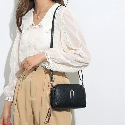 ClutchEase Faux Purse – Compact & Convertible Carry