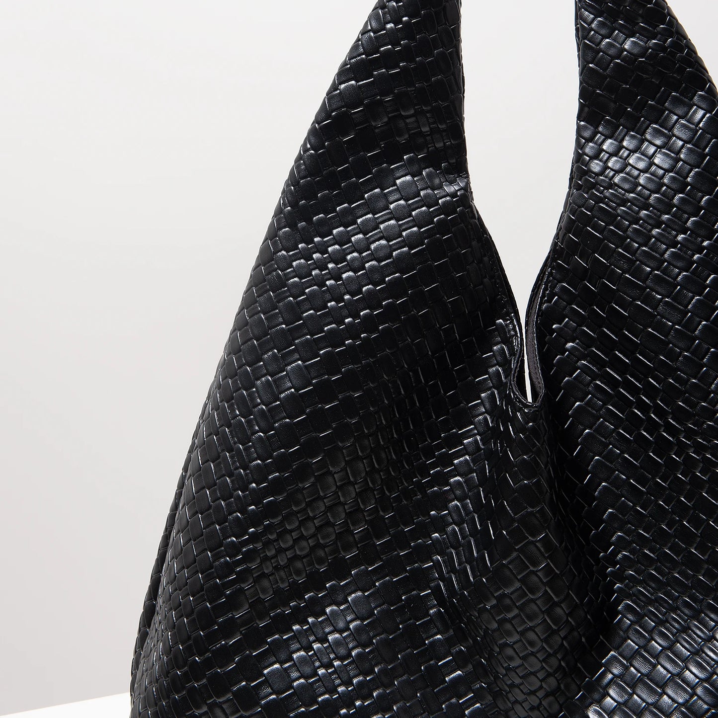 Woven Chic Slouch Hand Bag