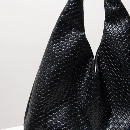 Woven Chic Slouch Hand Bag