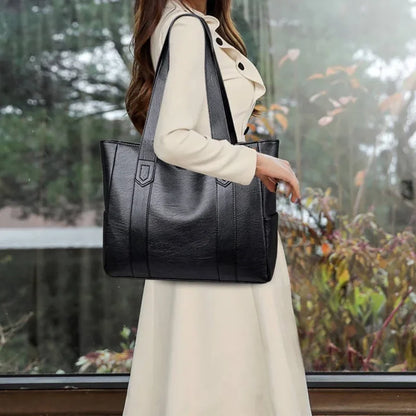 Grande Luxe Hand Bag