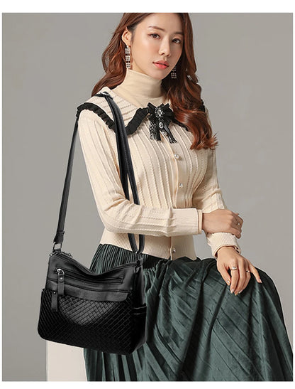 DuoTone Hand Bag